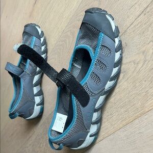 Merrell Women's Black and Blue Athletic Shoes